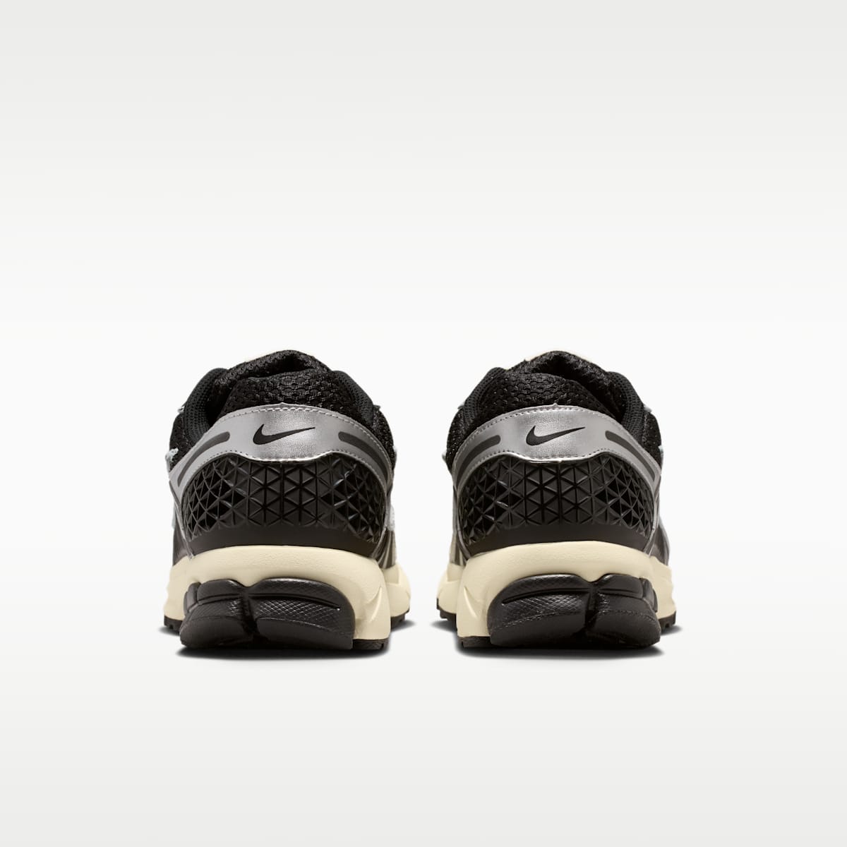 Nike Zoom Vomero 5 Men's Shoes - Black/Metallic Silver/Coconut Milk/Chrome - Image 6