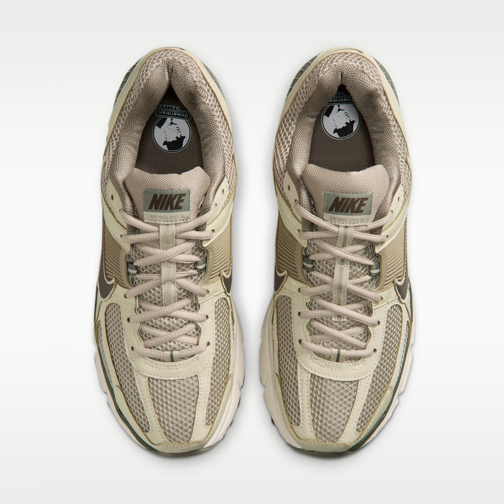 Nike Zoom Vomero 5 Men's Shoes - Desert Khaki/Light Khaki/Classic Olive/Dark Hazel - Image 4