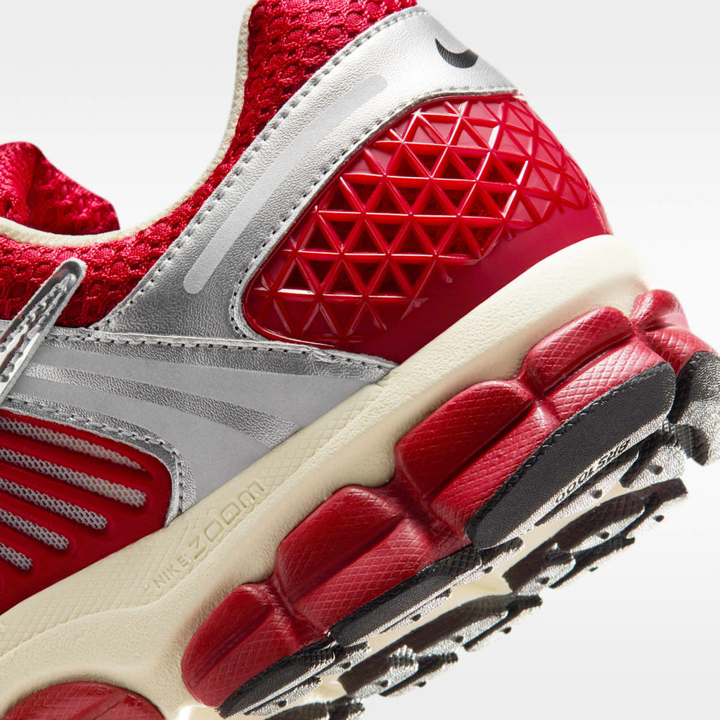 Nike Zoom Vomero 5 Men's Shoes - Gym Red/Metallic Silver/Coconut Milk/Chrome - Image 8