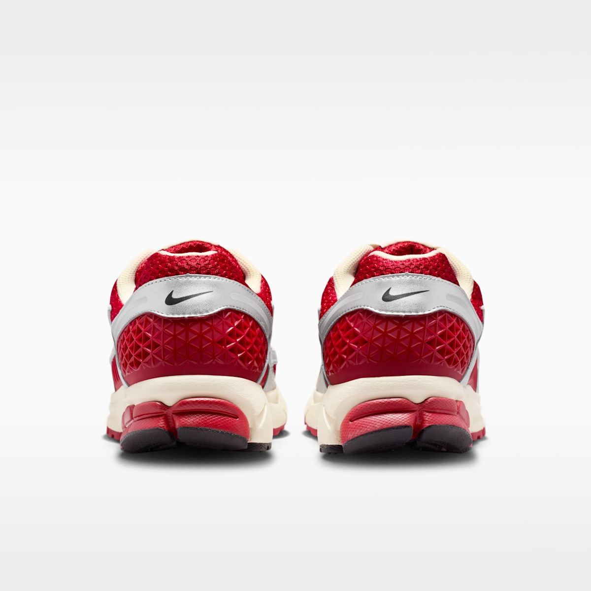 Nike Zoom Vomero 5 Men's Shoes - Gym Red/Metallic Silver/Coconut Milk/Chrome - Image 6