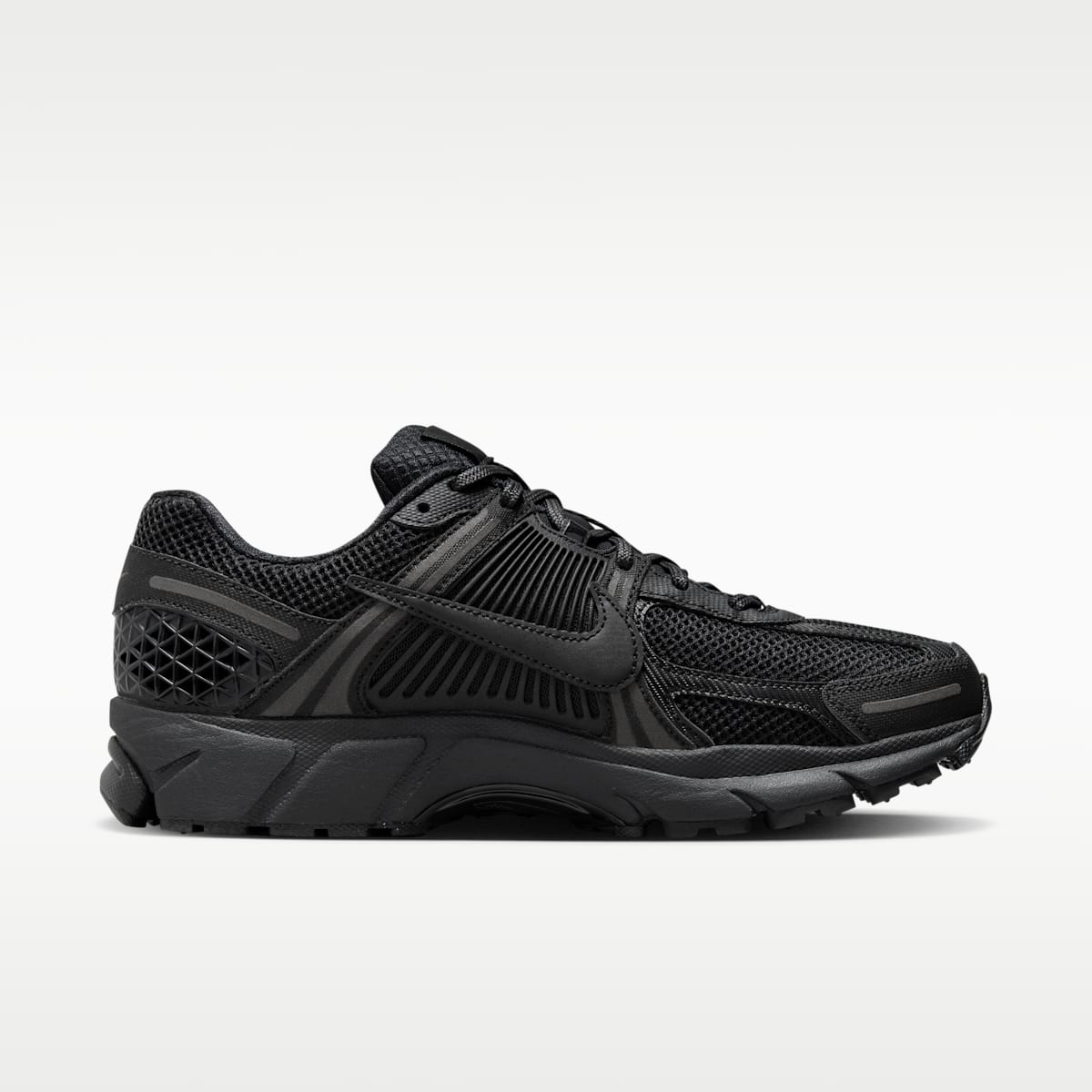 Nike Zoom Vomero 5 Men's Shoes - Black/Black - Image 3