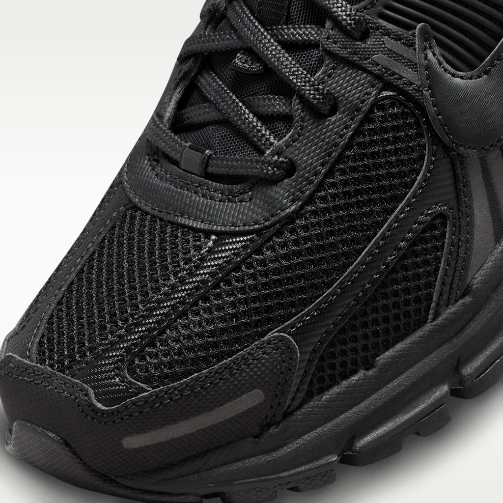 Nike Zoom Vomero 5 Men's Shoes - Black/Black - Image 7