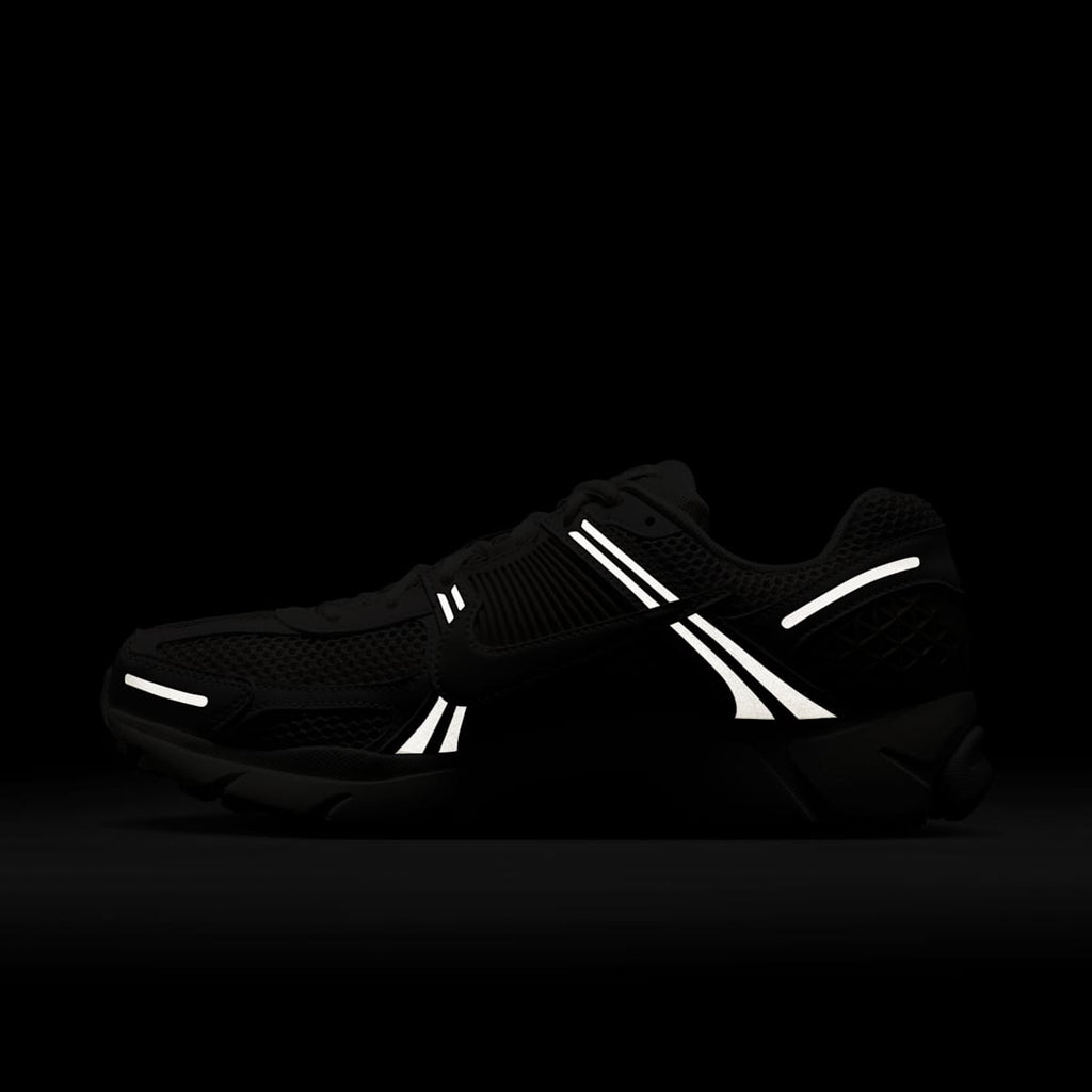 Nike Zoom Vomero 5 Men's Shoes - Phantom/Cream II/Sail/Light Bone - Image 9