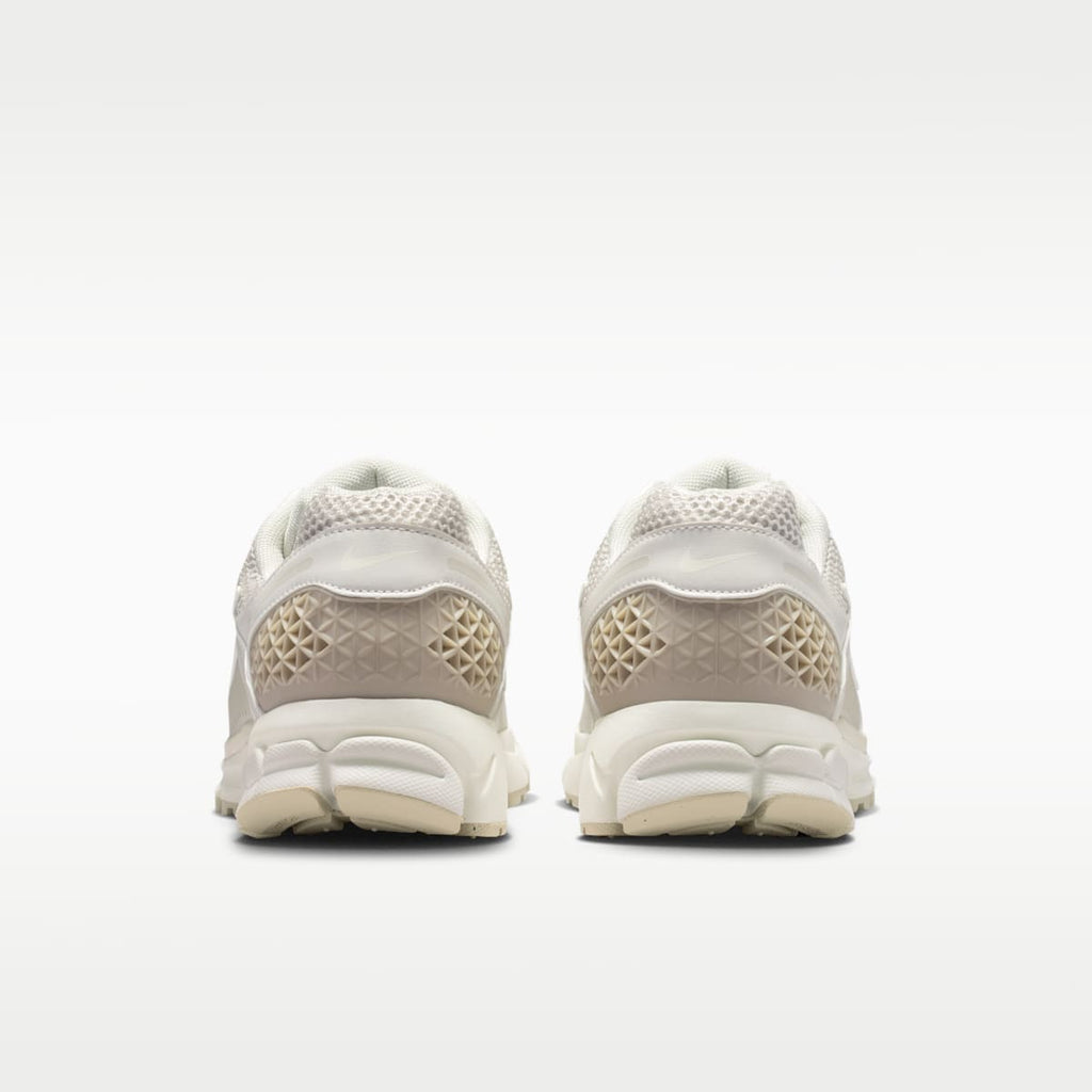 Nike Zoom Vomero 5 Men's Shoes - Phantom/Cream II/Sail/Light Bone - Image 6