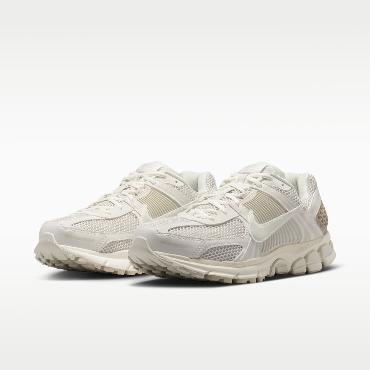 Nike Zoom Vomero 5 Men's Shoes - Phantom/Cream II/Sail/Light Bone - Image 5