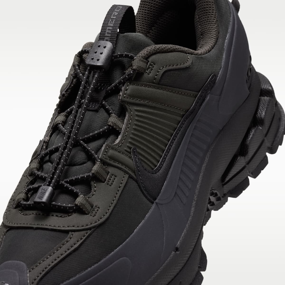 Nike Zoom Vomero Roam Men's Winterized Shoes - Sequoia/Black/Medium Olive/Black - Image 7