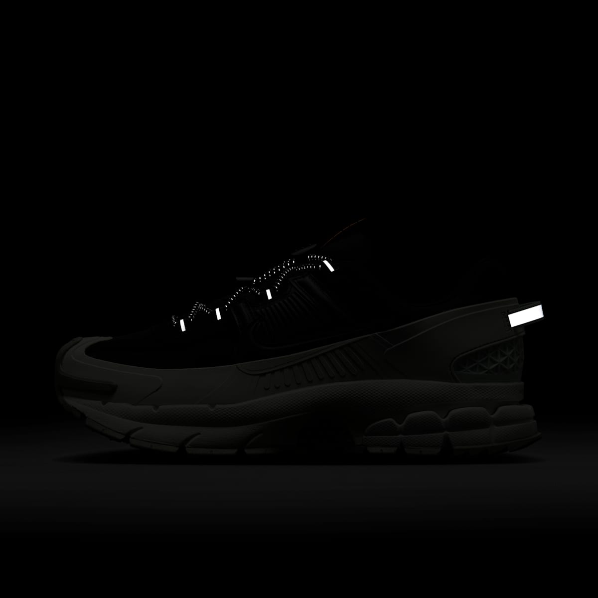 Nike Zoom Vomero Roam Men's Winterized Shoes - Black/Light Silver/Jade Horizon/Black - Image 9