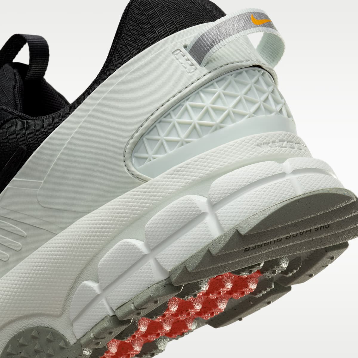 Nike Zoom Vomero Roam Men's Winterized Shoes - Black/Light Silver/Jade Horizon/Black - Image 8