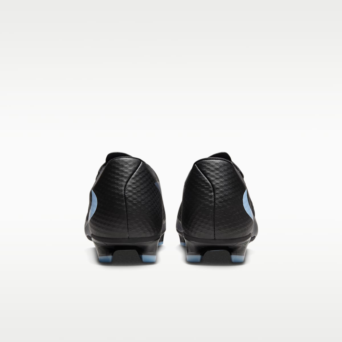 Women's Nike Phantom 6 Low Academy Multi-Ground Soccer Cleats - Black/Black
