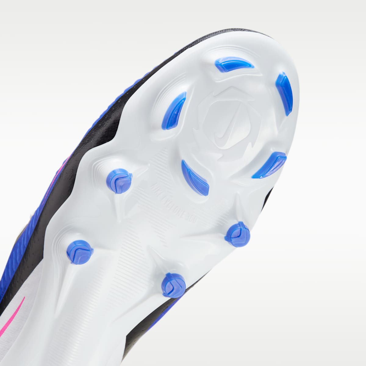 Women's Nike Phantom 6 Low Academy Multi-Ground Soccer Cleats - Racer Blue/White/Pink Blast