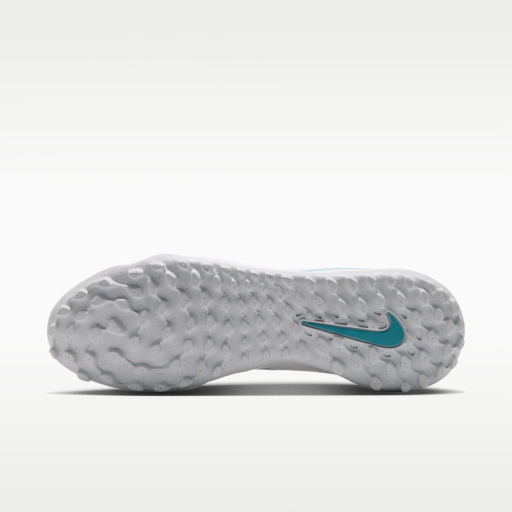 Women's Nike Phantom 6 Low Academy Turf Soccer Shoes - White/White/Dusty Cactus