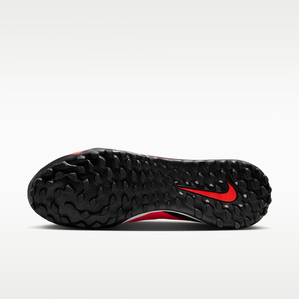 Women's Nike Phantom 6 Low Academy Turf Soccer Shoes - Bright Crimson/Black/Blur