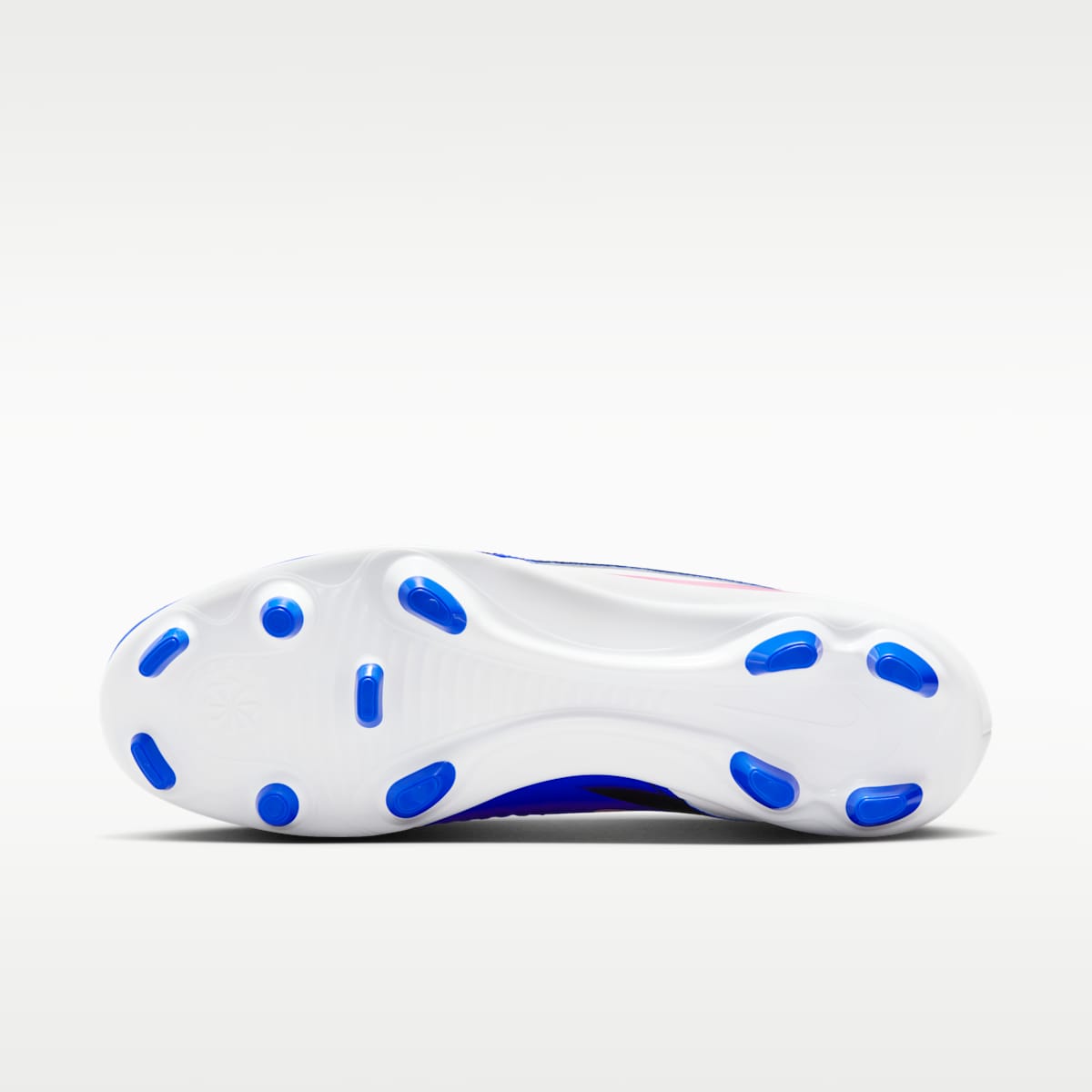 Women's Nike Phantom 6 Low Club Multi-Ground Soccer Cleats - Racer Blue/White/Pink Blast
