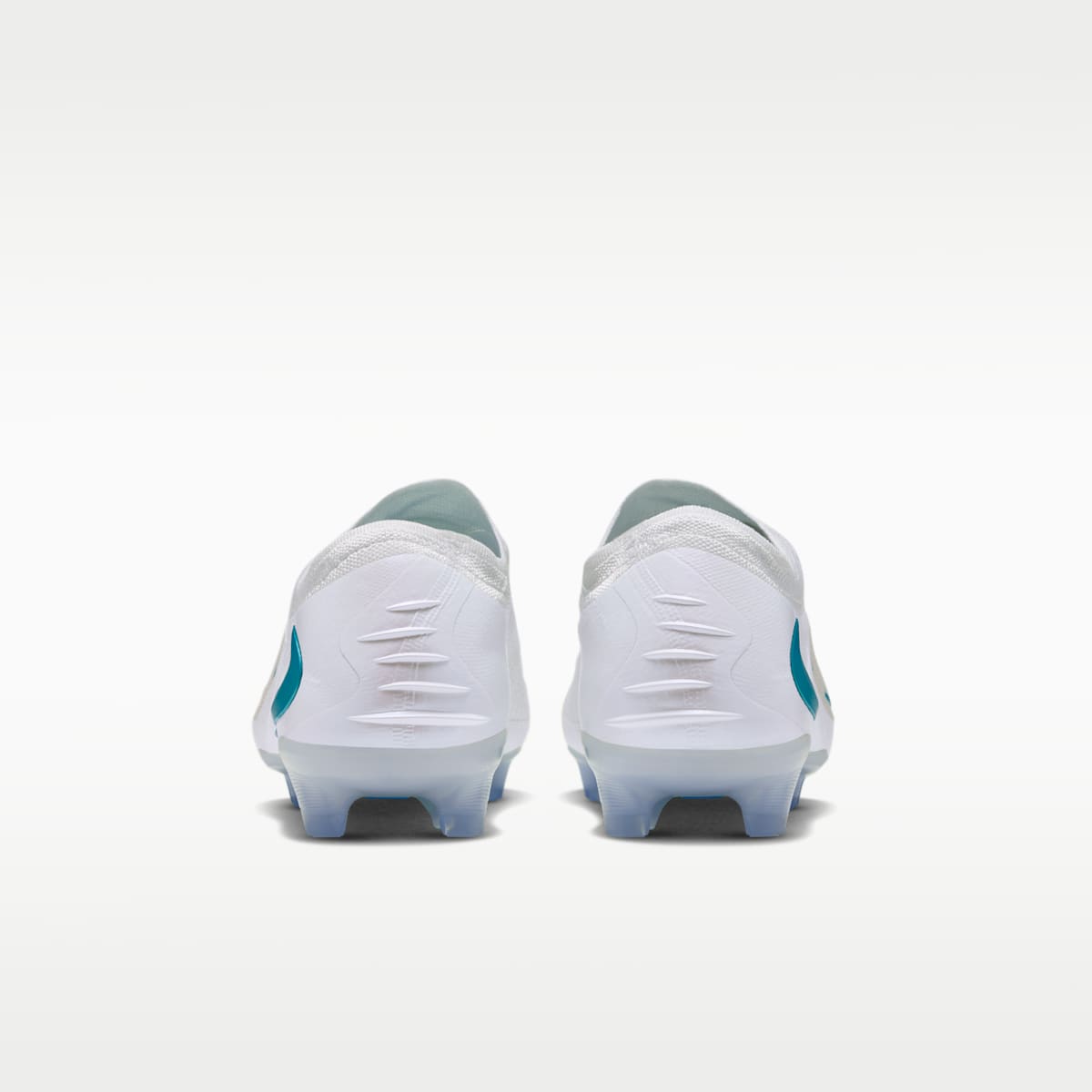 Women's Nike Phantom 6 Low Elite Firm-Ground Soccer Cleats - White/White/Dusty Cactus