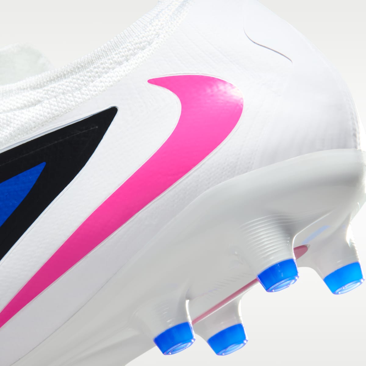 Nike Phantom 6 Low Pro Artificial-Grass Soccer Cleats - Racer Blue/White/Pink Blast - Image 9