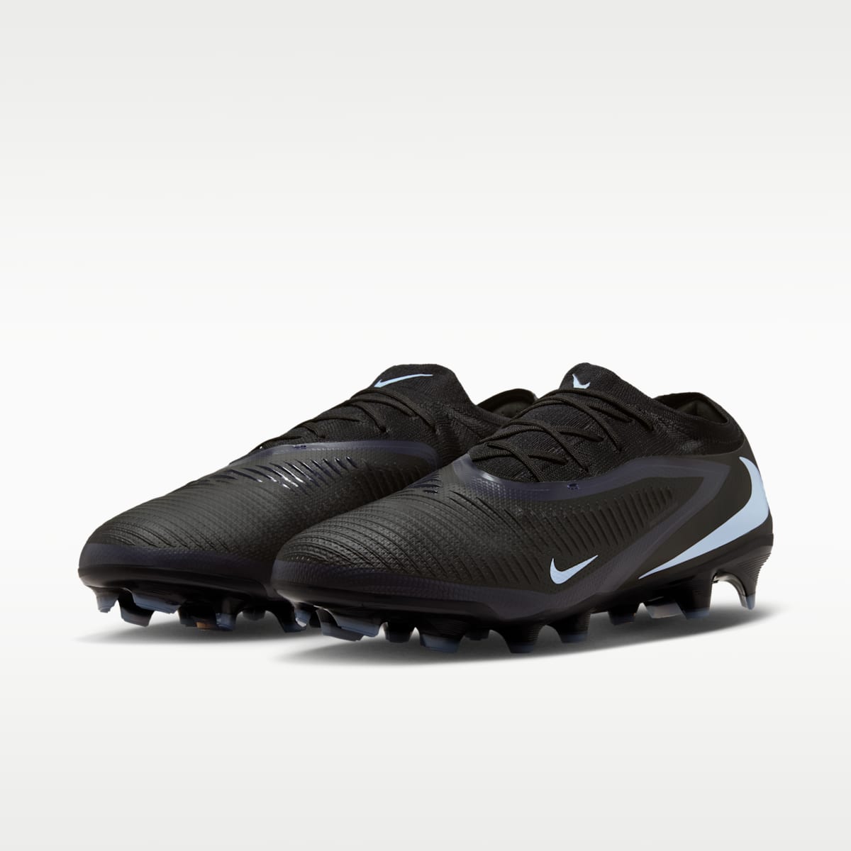 Nike Phantom 6 Low Pro Firm-Ground Soccer Cleats - Black/Black - Image 5