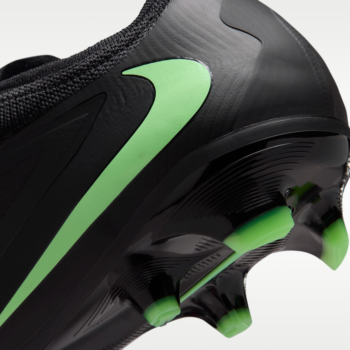 Nike Phantom 6 Low Pro Firm-Ground Soccer Cleats - Black/Black/Illusion Green - Image 9