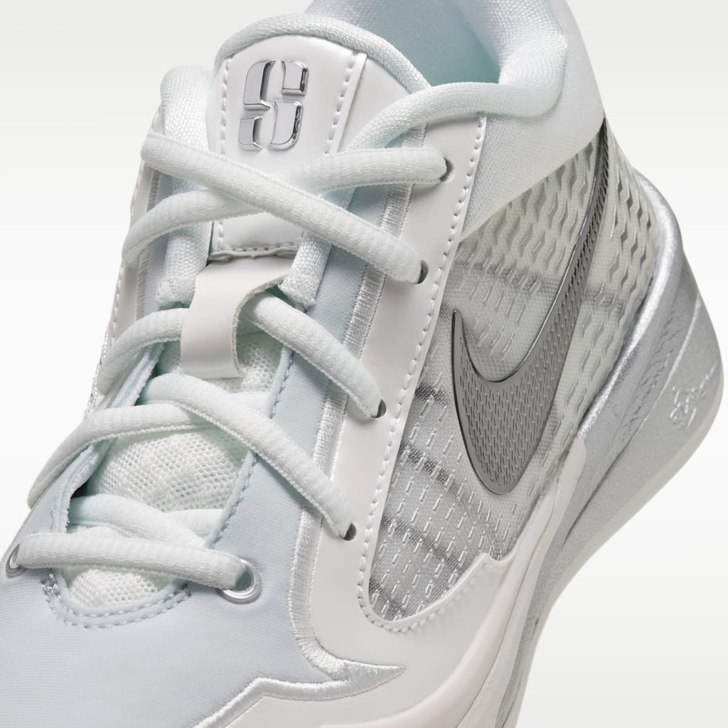 Sabrina 4 "Light Work" Little Kids' Basketball Shoes - Summit White/Black/Photon Dust/Metallic Silver - Image 7