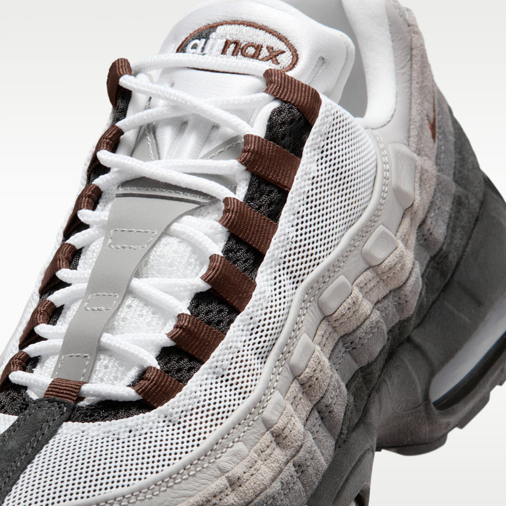 Nike SB Air Max 95 Skate Shoes - Black/Anthracite/Light Graphite/Cacao Wow - Image 7