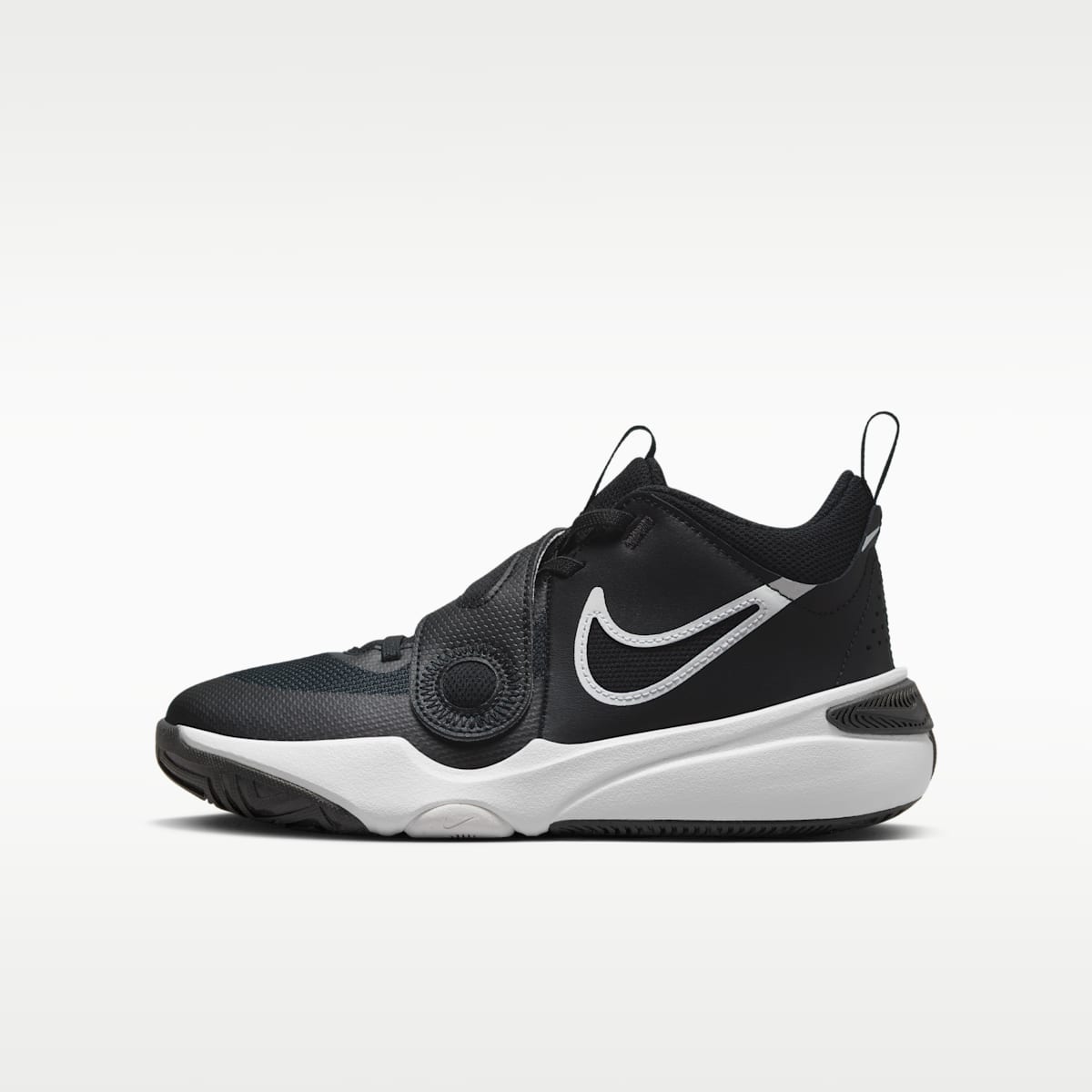 Nike Team Hustle D 11 Big Kids' Basketball Shoes - Black/White