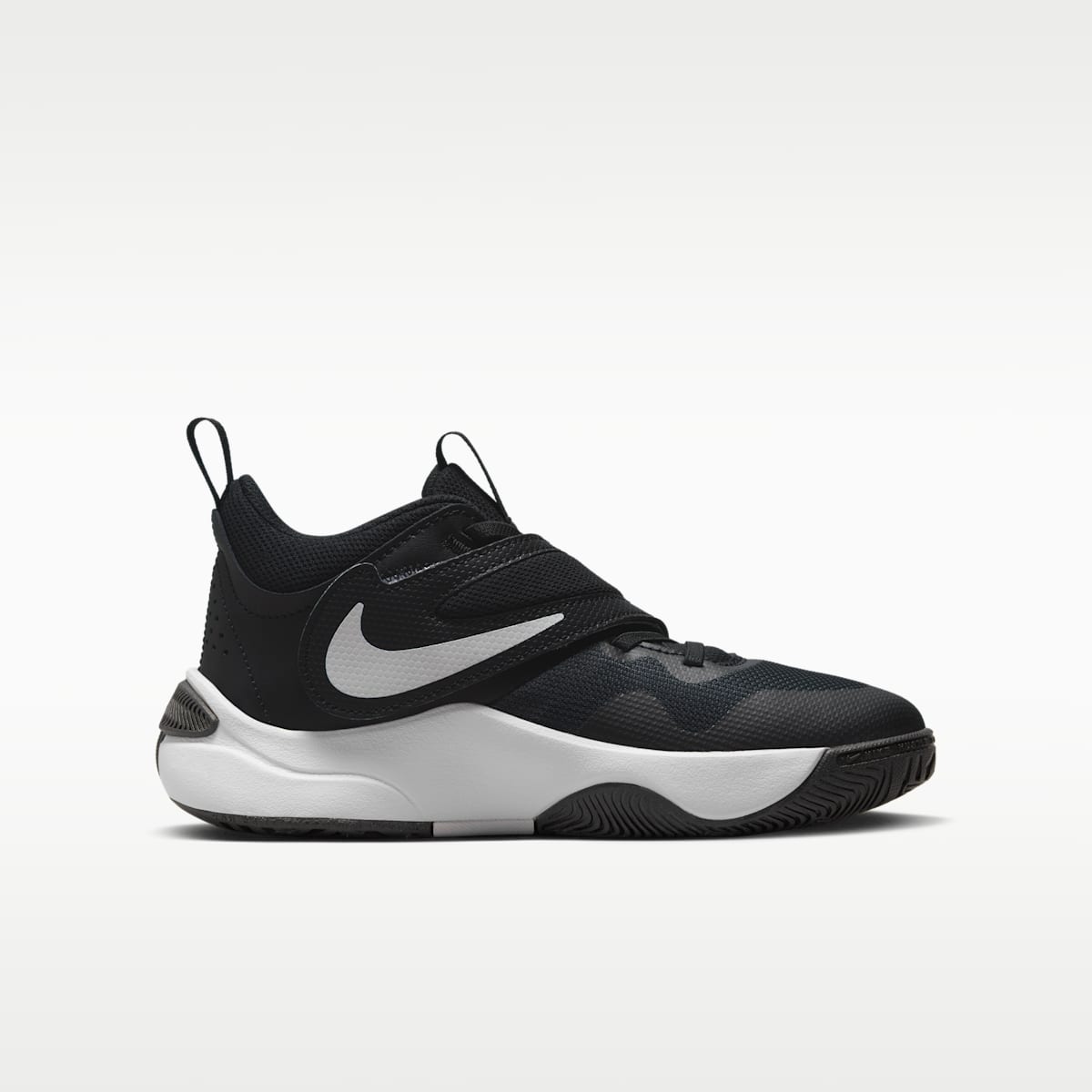 Nike Team Hustle D 11 Big Kids' Basketball Shoes - Black/White