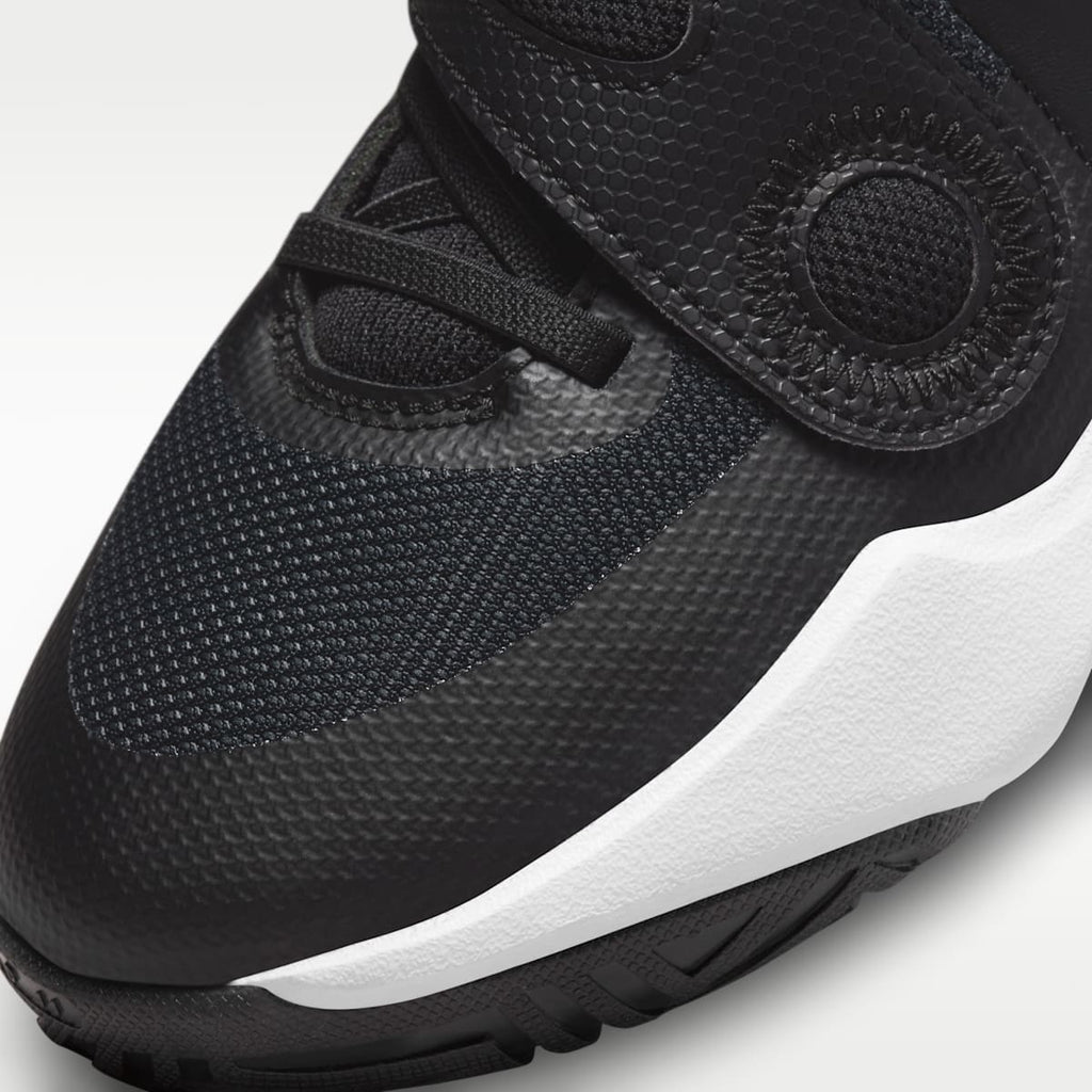 Nike Team Hustle D 11 Big Kids' Basketball Shoes - Black/White