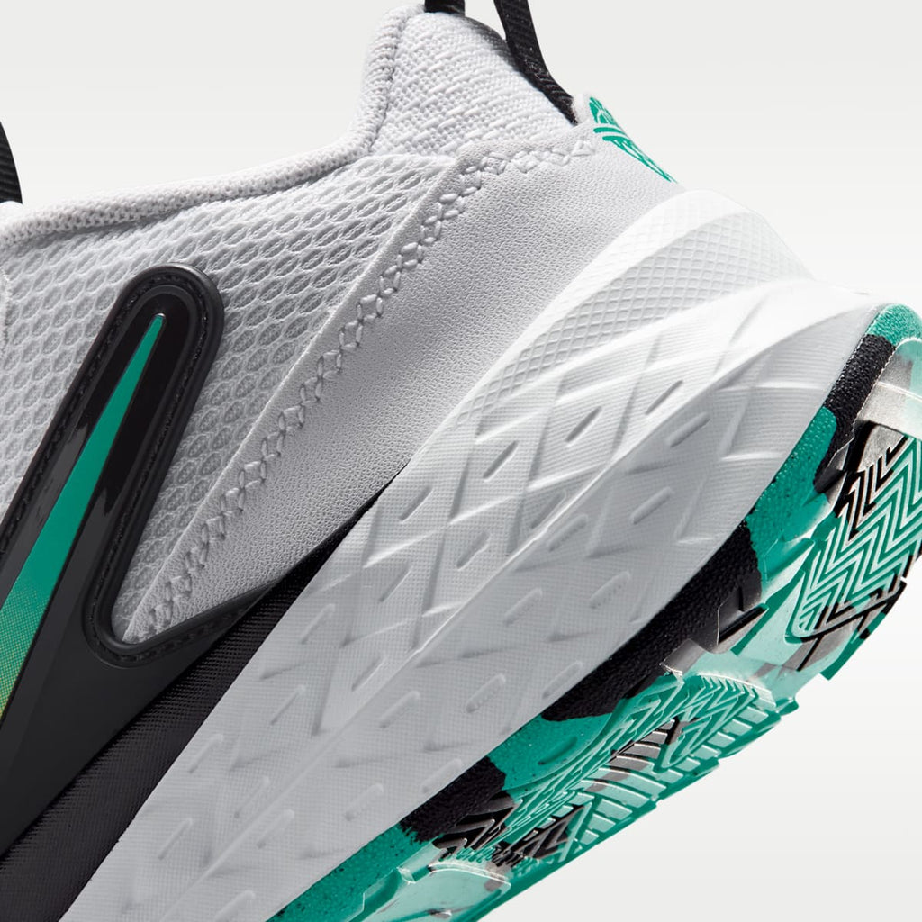 Nike Team Hustle D 12 Little Kids' Shoes - White/Black/Clear Emerald/Topaz Gold