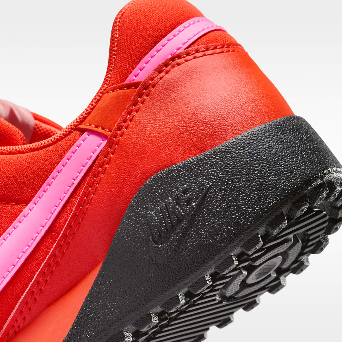Nike Terra Manta Big Kids' Shoes - Picante Red/Black/Pink Glow