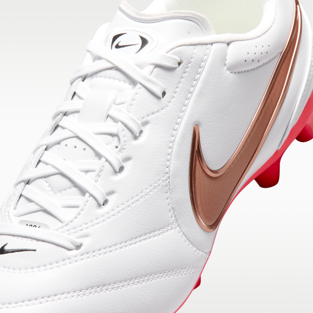 Women's Nike Tiempo Ligera Pro Artificial-Grass Low-Top Soccer Cleats - White/Bright Crimson/Blur