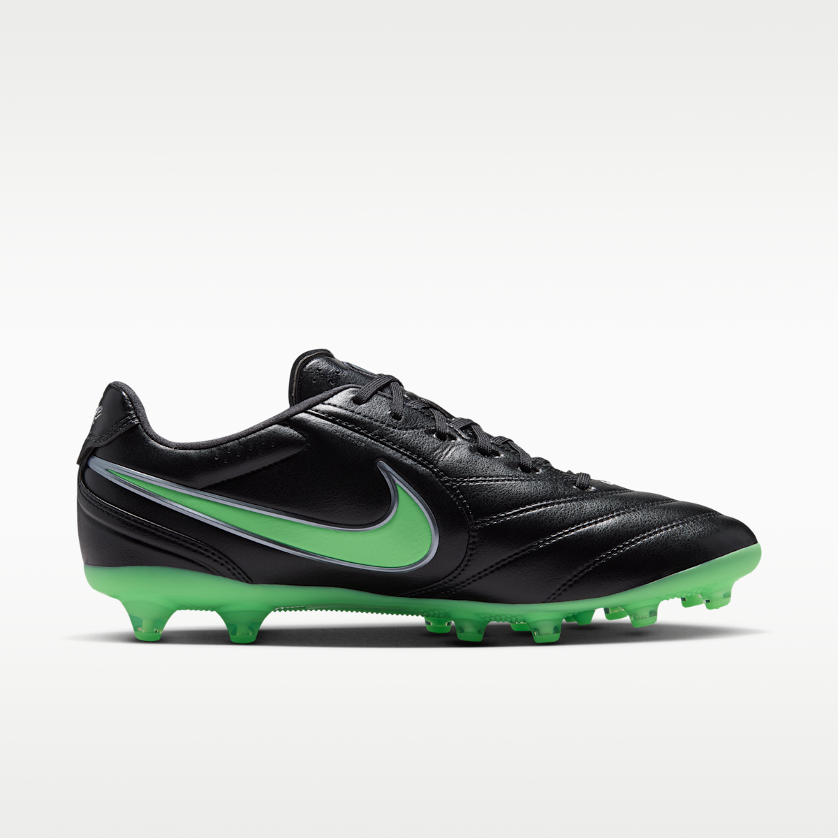 Women's Nike Tiempo Ligera Pro Artificial-Grass Low-Top Soccer Cleats - Black/Black/Illusion Green