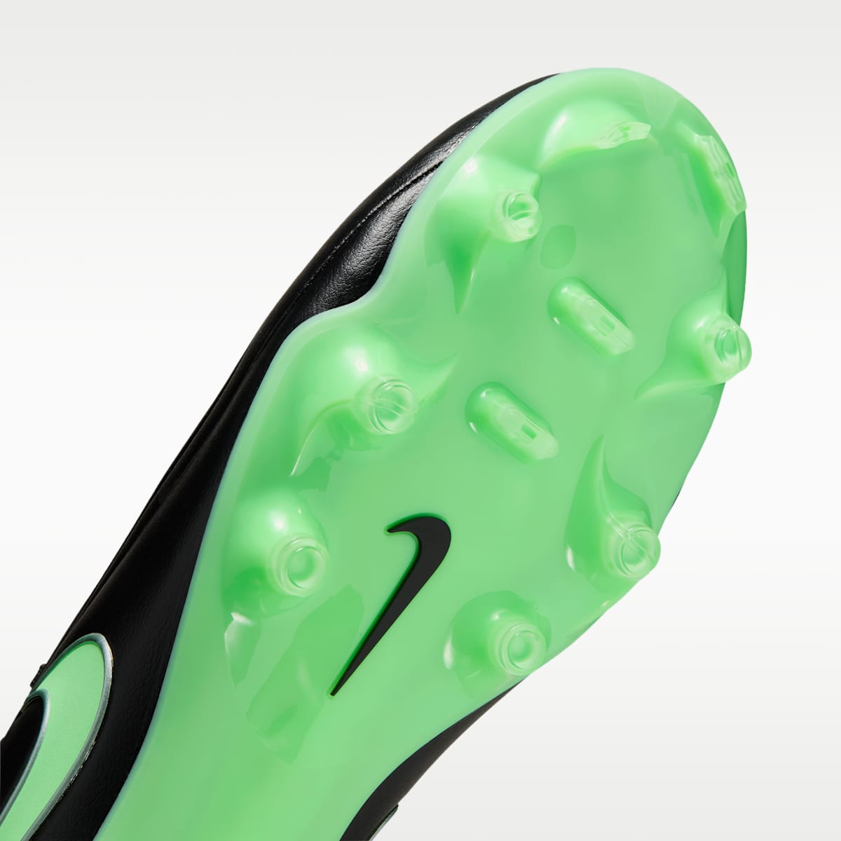 Women's Nike Tiempo Maestro Academy Multi-Ground Low-Top Soccer Cleats - Black/Black/Illusion Green