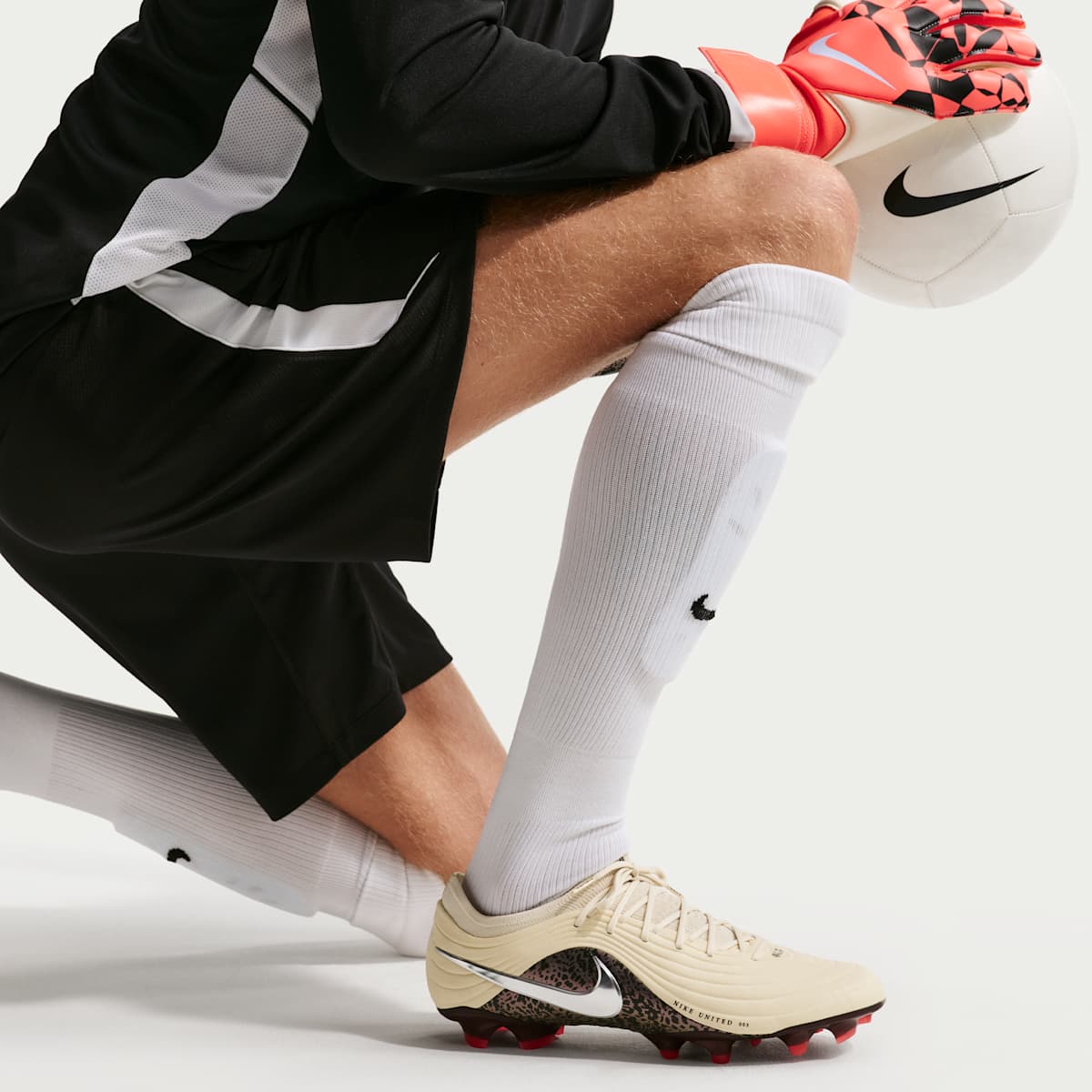 Nike United Tiempo Maestro Elite Firm-Ground Low-Top Soccer Cleats - Fossil/Burgundy Crush/Metallic Silver - Image 11