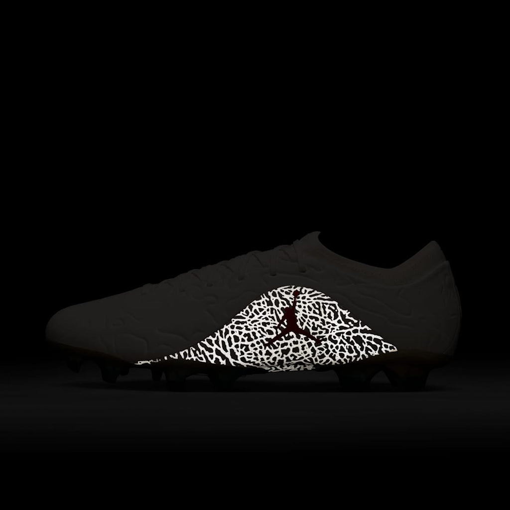 Jordan Tiempo Maestro Elite SE Firm-Ground Low-Top Soccer Cleats - Sail/Infrared 23 - Image 10
