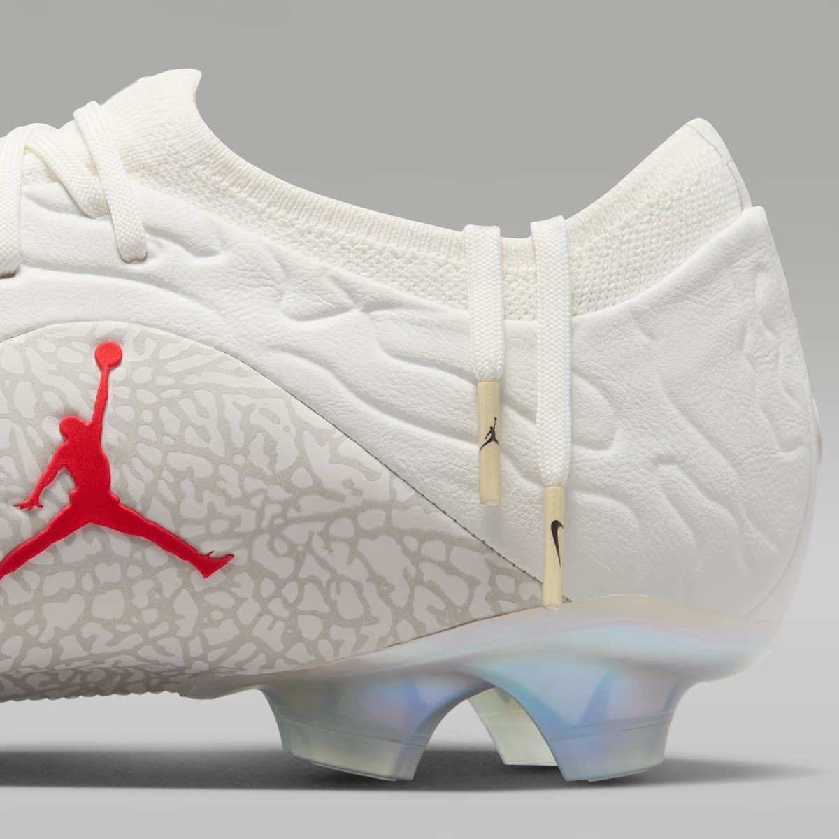 Jordan Tiempo Maestro Elite SE Firm-Ground Low-Top Soccer Cleats - Sail/Infrared 23 - Image 11