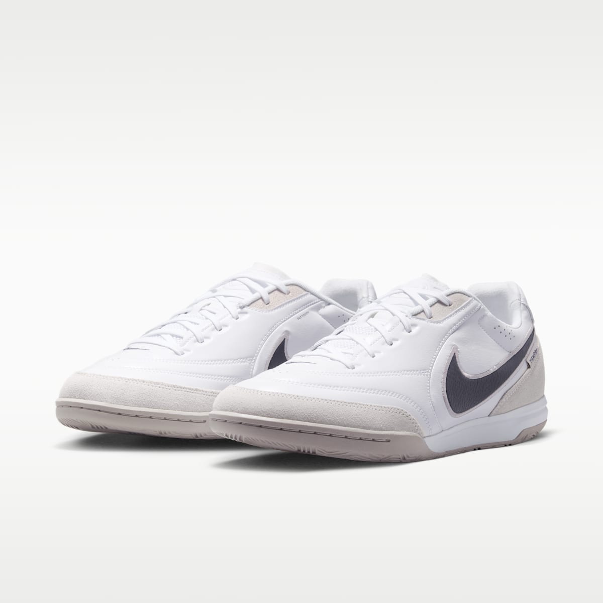 Women's Nike Tiempo Streetgato Indoor/Court Low-Top Soccer Shoes - White/Moon Particle/Gridiron