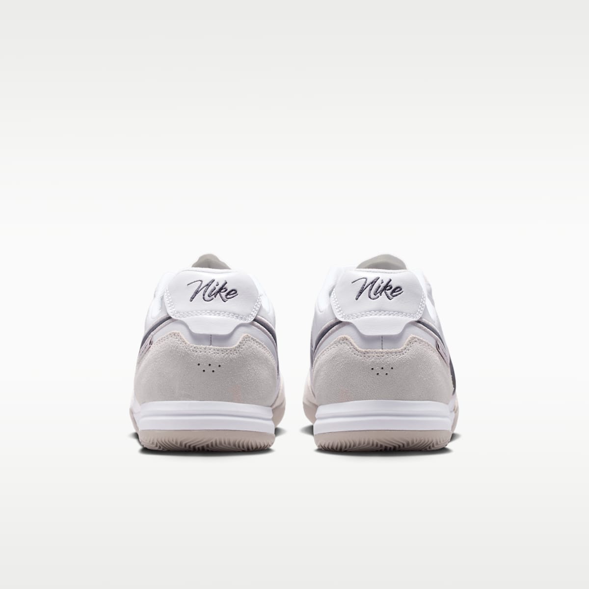 Women's Nike Tiempo Streetgato Indoor/Court Low-Top Soccer Shoes - White/Moon Particle/Gridiron