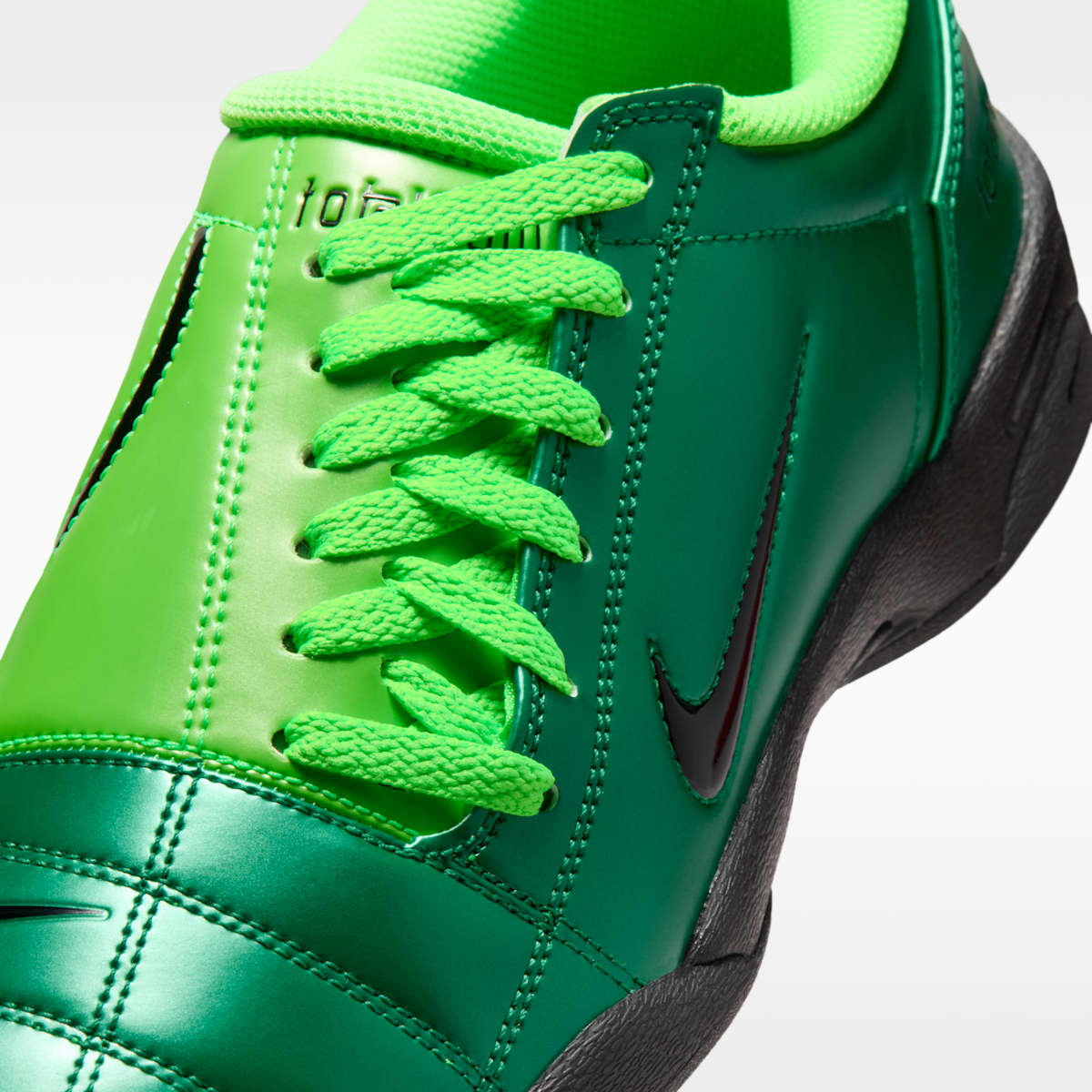 Nike Total 90 Men's Shoes - Malachite/Green Strike/Black - Image 7