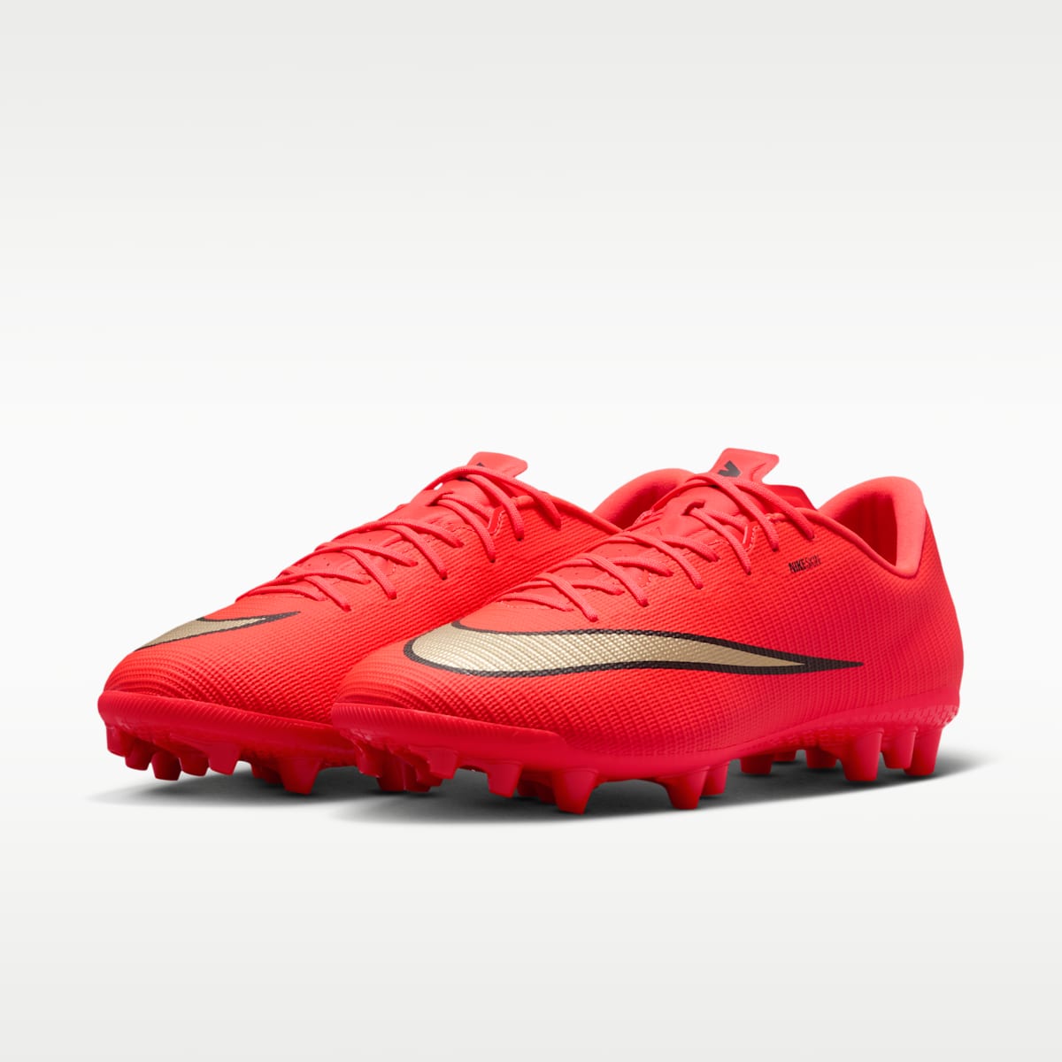 Nike Mercurial Vapor 17 Academy Artificial-Grass Low-Top Soccer Cleats - Bright Crimson/Blur - Image 5