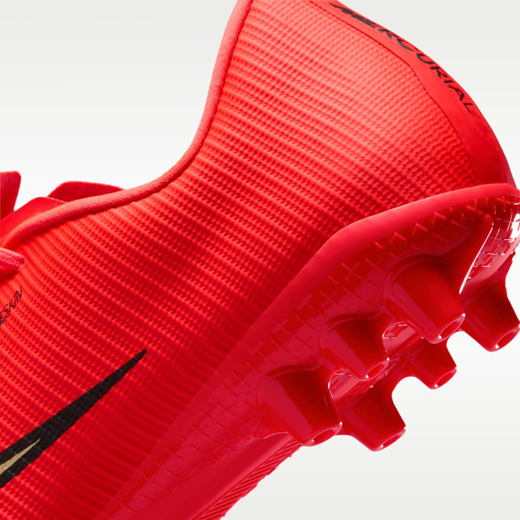 Nike Mercurial Vapor 17 Academy Artificial-Grass Low-Top Soccer Cleats - Bright Crimson/Blur - Image 9