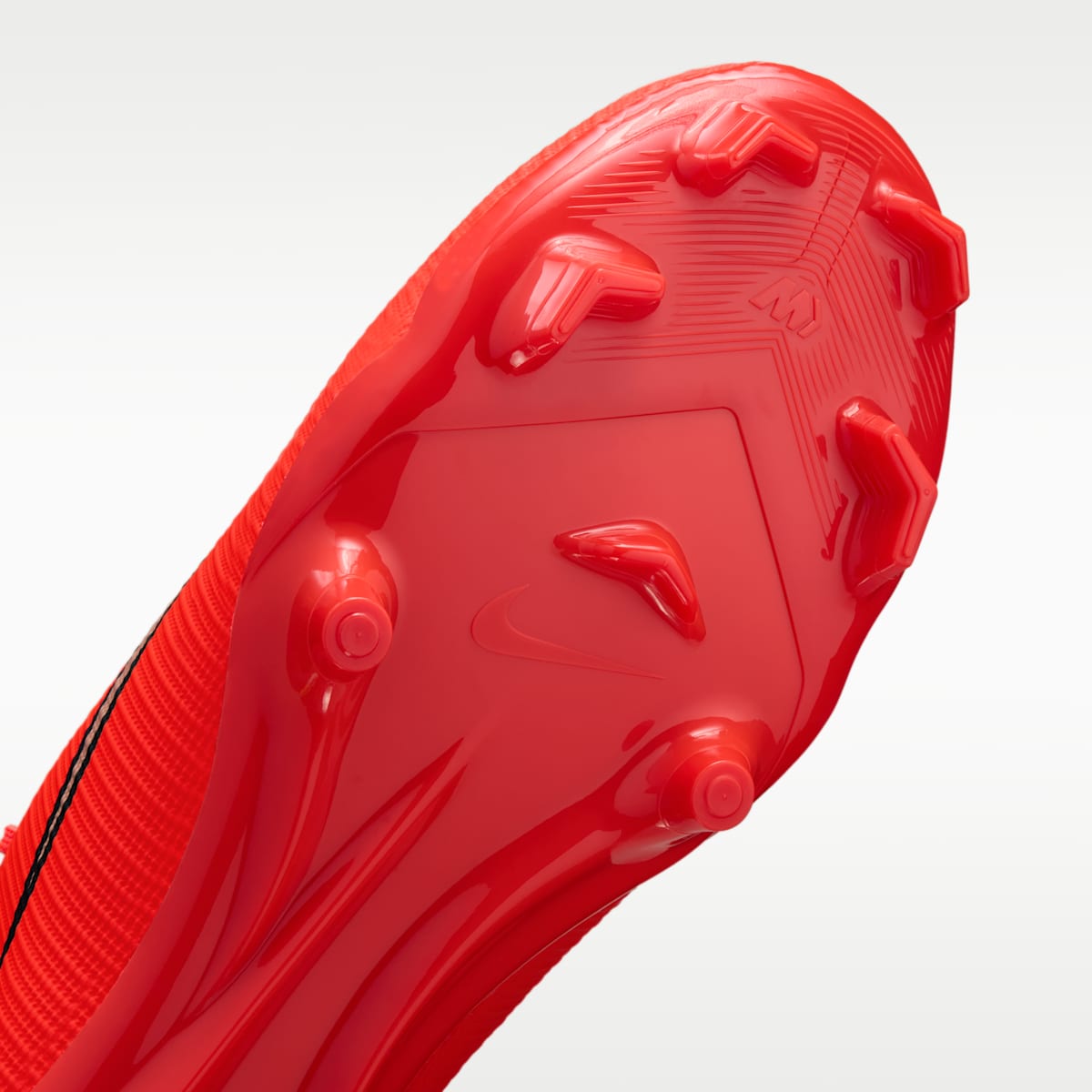 Women's Nike Mercurial Vapor 17 Academy Multi-Ground Low-Top Soccer Cleats - Bright Crimson/Blur