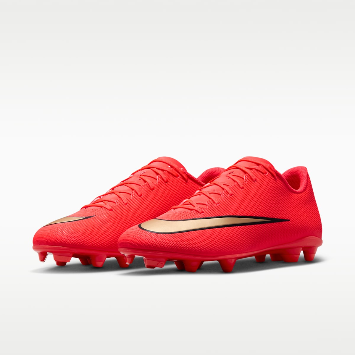 Nike Mercurial Vapor 17 Club Multi-Ground Low-Top Soccer Cleats - Bright Crimson/Blur - Image 5