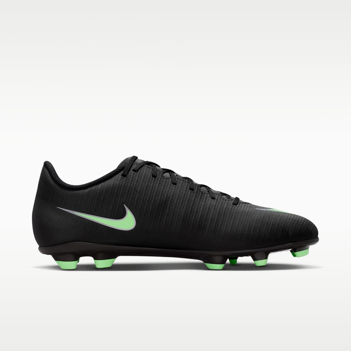 Nike Mercurial Vapor 17 Club Multi-Ground Low-Top Soccer Cleats - Black/Black/Illusion Green - Image 3