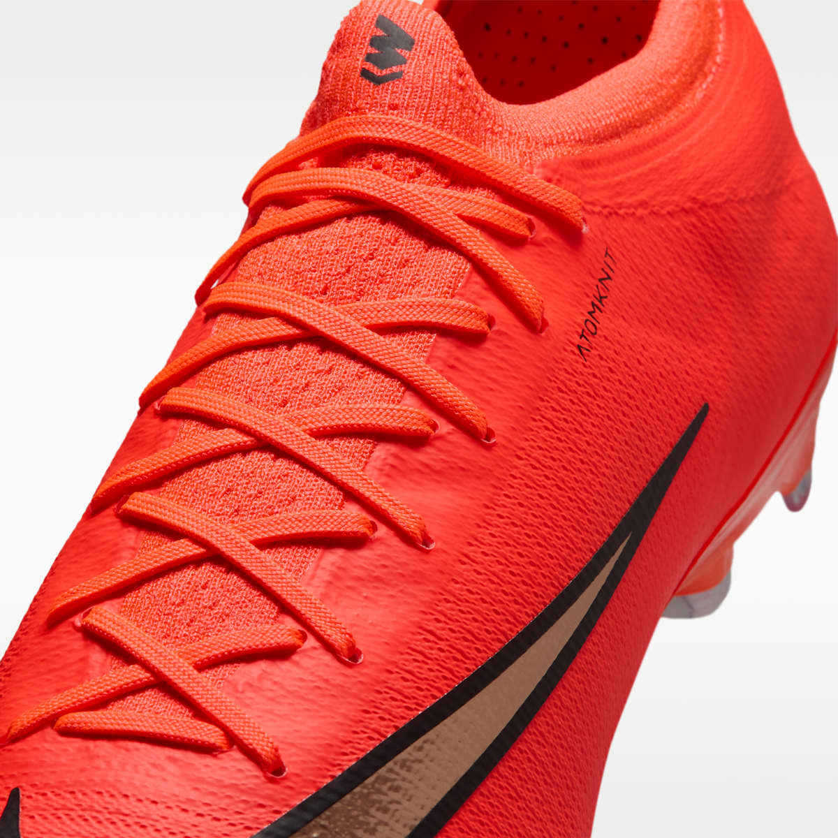 Women's Nike Mercurial Vapor 17 Elite Firm-Ground Low-Top Soccer Cleats - Bright Crimson/Blur
