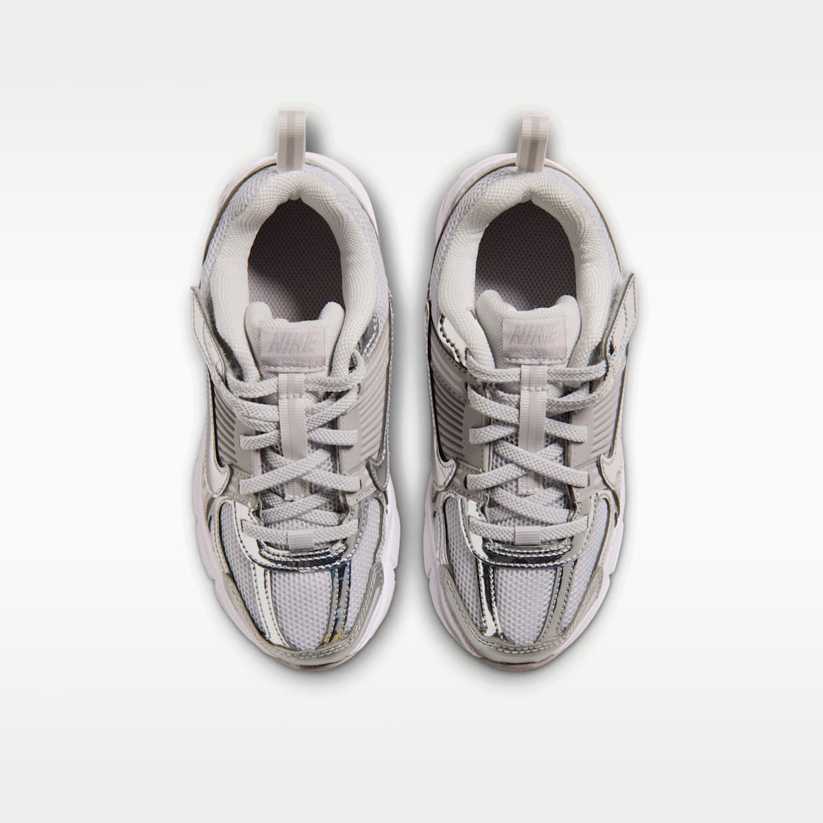 Nike Vomero 5 Little Kids' Shoes with Reflective Accents - Vast Grey/Silver Lilac/White/Metallic Silver