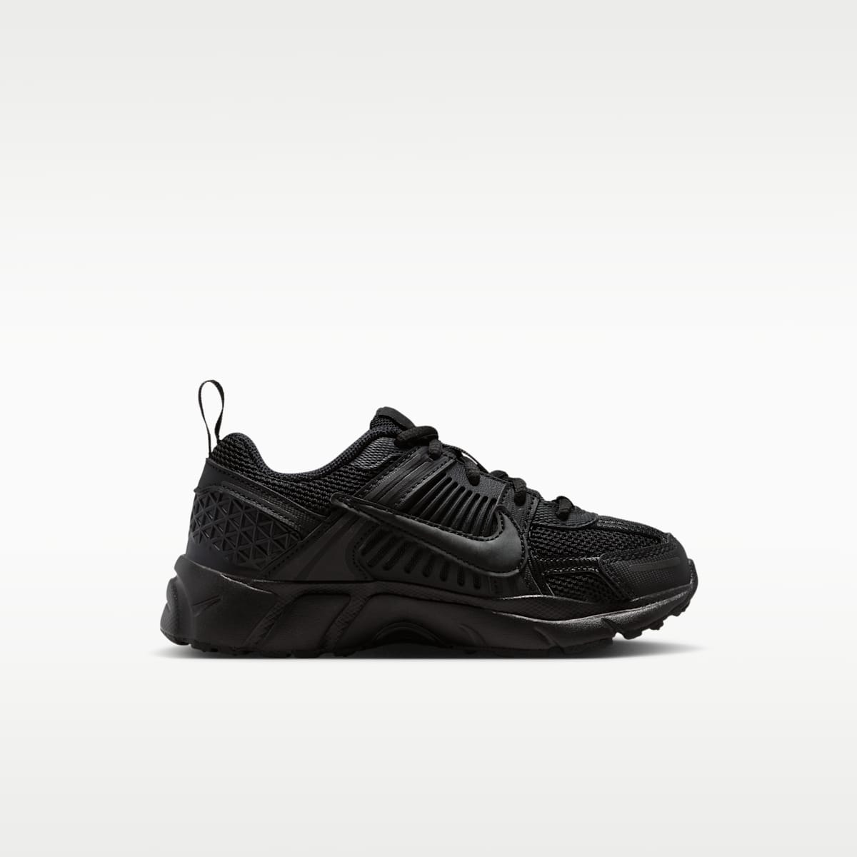 Nike Vomero 5 Little Kids' Shoes (Classic laces) - Black/Black