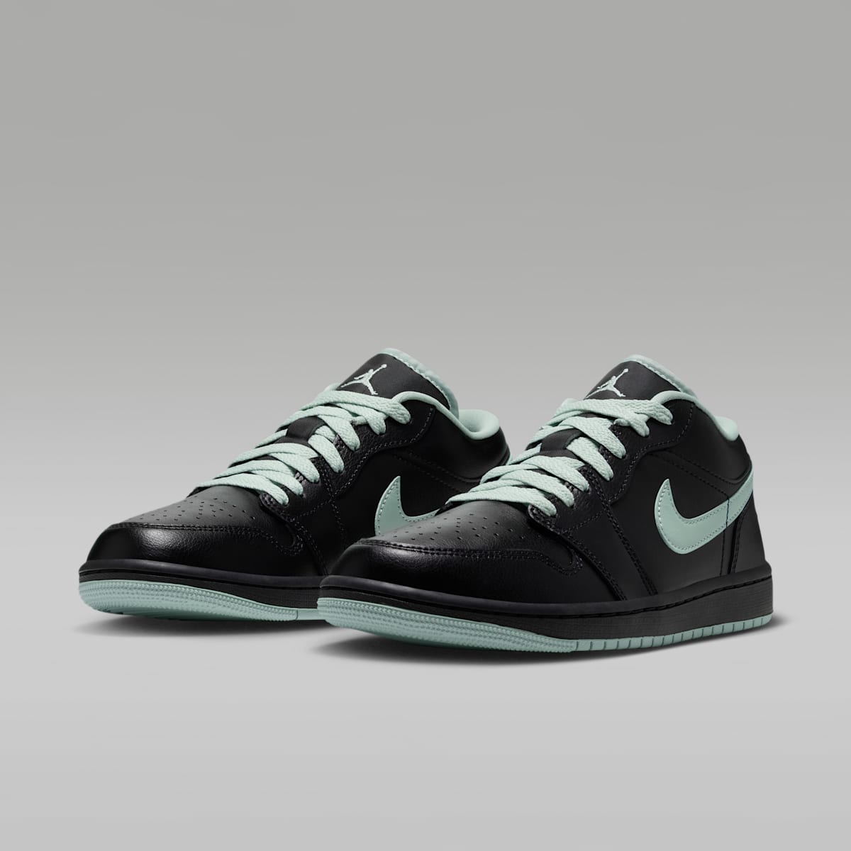 Air Jordan 1 Low Women's Shoes - Black/Pistachio Frost - Image 5