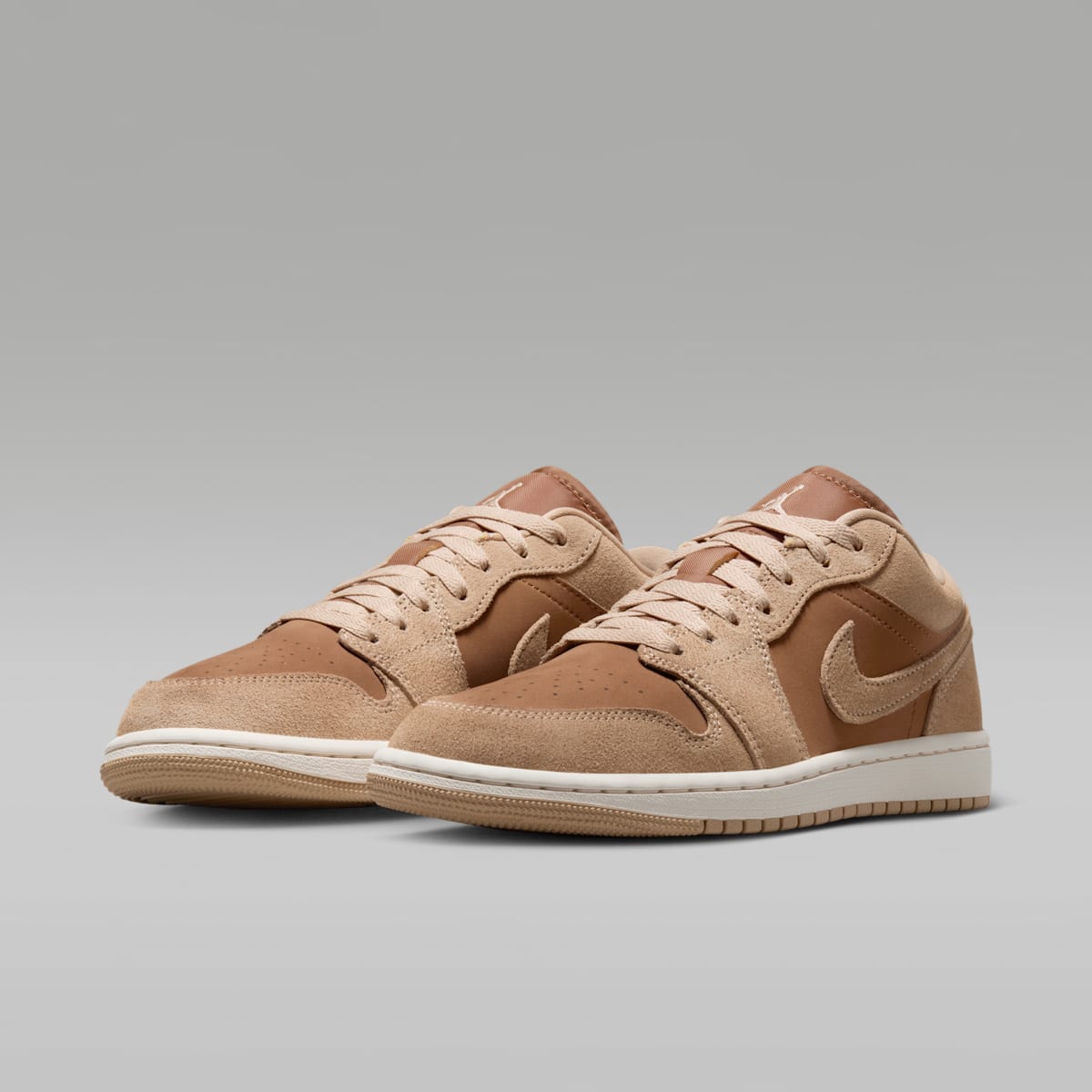 Air Jordan 1 Low Women's Shoes - Legend Medium Brown/Chalk/Light British Tan - Image 5