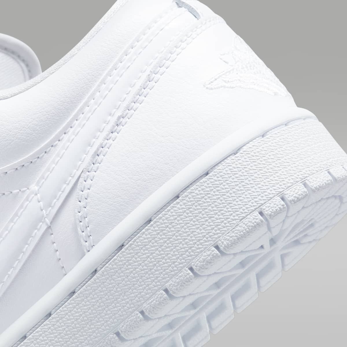 Air Jordan 1 Low Women's Shoes - White/White/White