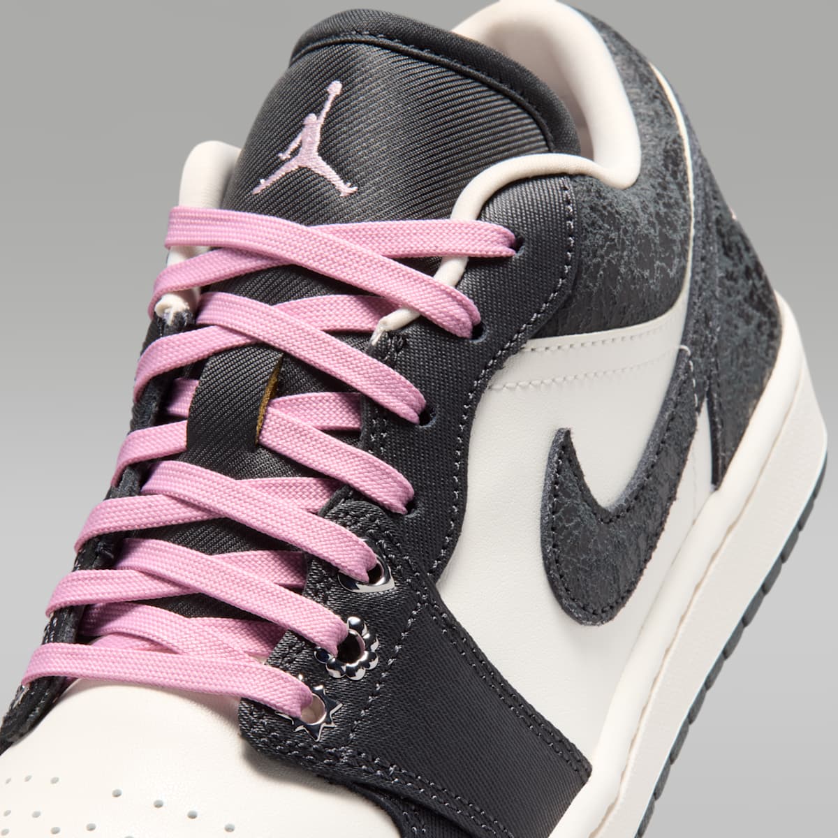 Air Jordan 1 Low SE Women's Shoes - Anthracite/Sail/Coconut Milk/Iced Carmine - Image 7