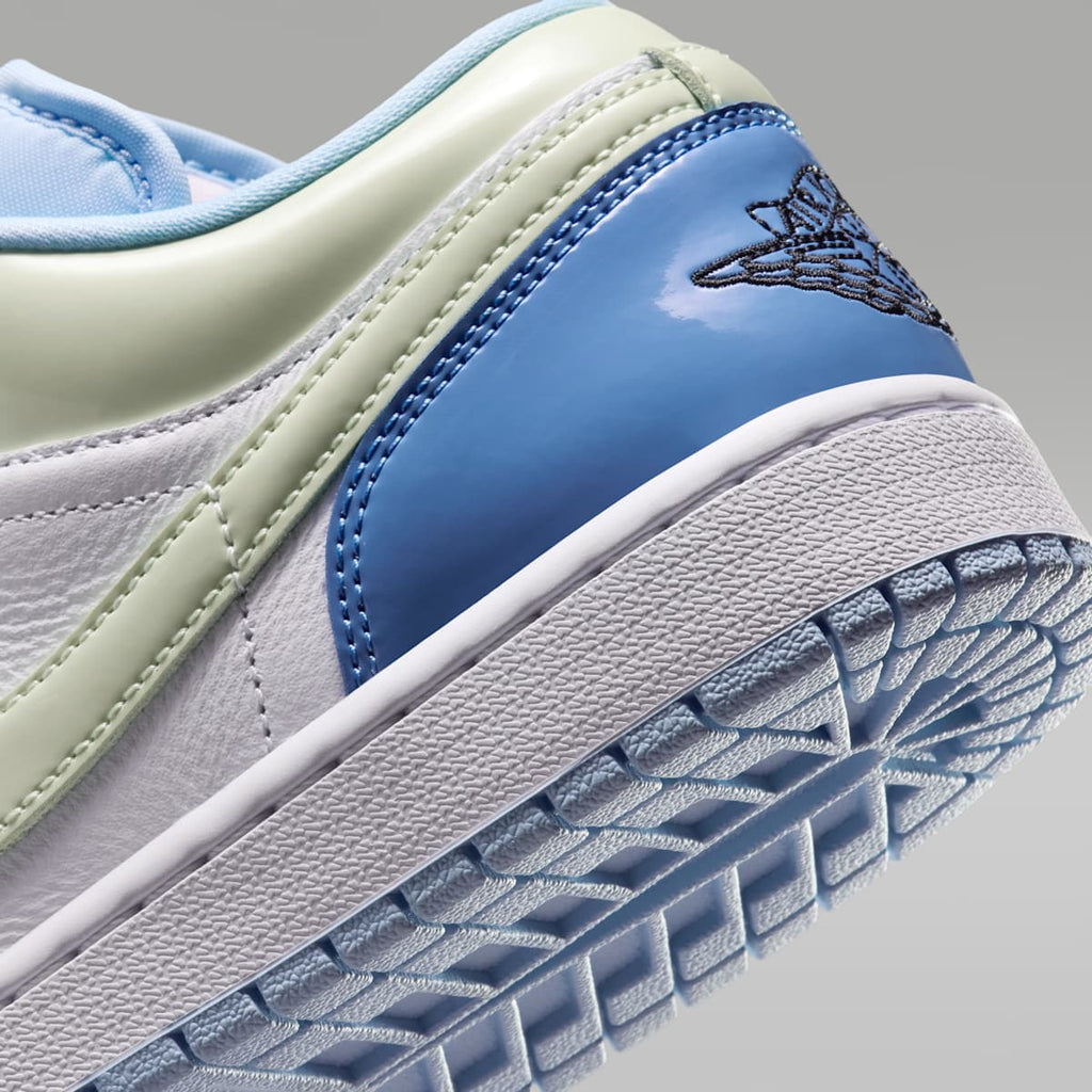 Air Jordan 1 Low SE Women's Shoes - Black/White/Pink Spell